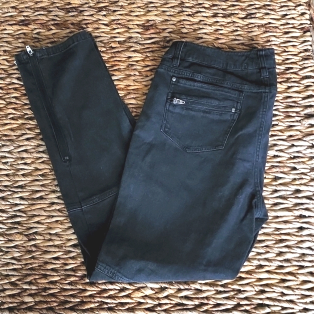 Moto Style Queen Collection moto jeans in black
